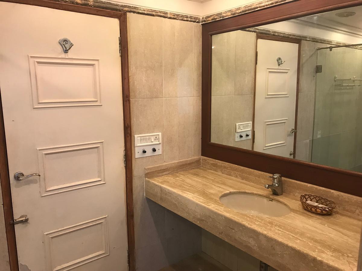 Kohinoor Atc Bed & Breakfast Mumbai Exterior photo