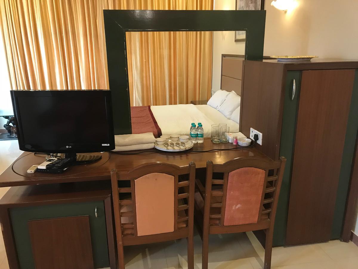 Kohinoor Atc Bed & Breakfast Mumbai Exterior photo